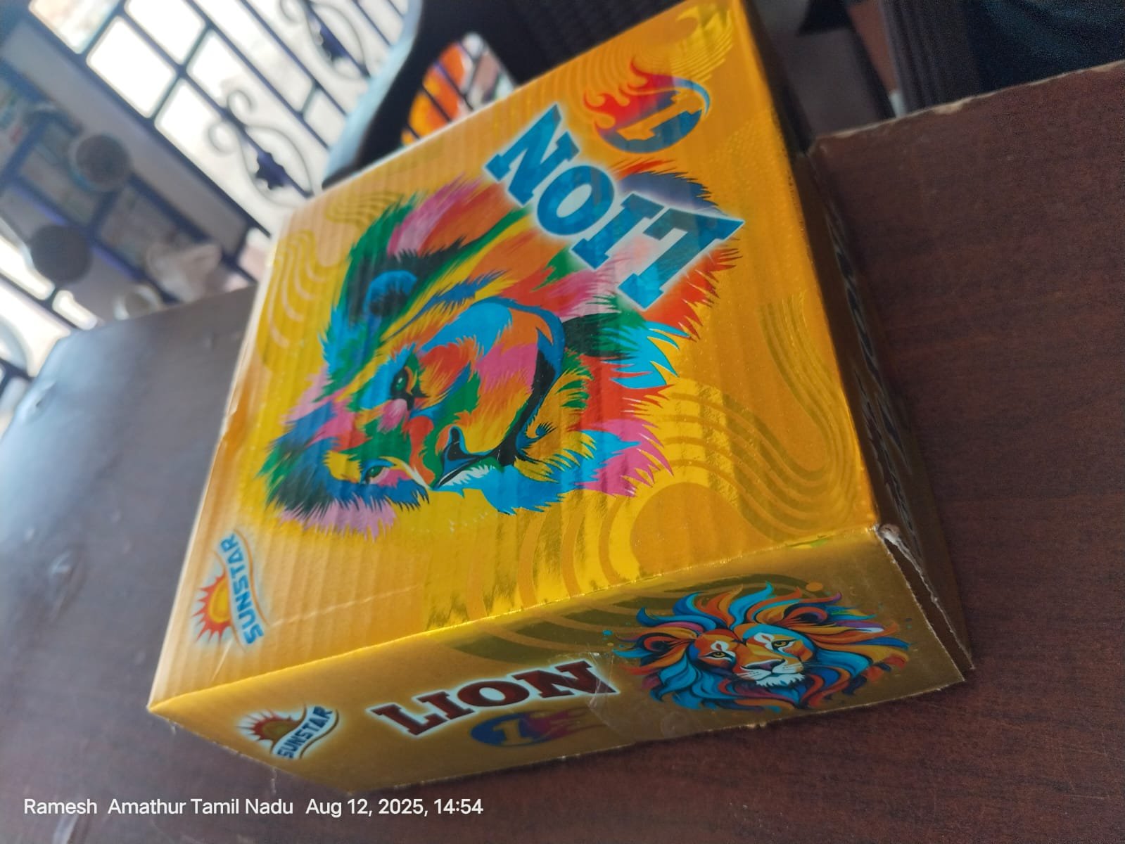 1 star crakers  Premium / 1 நட்சத்திர கிராக்கர்கள்